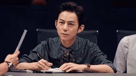 「老好人」何炅五十歲無妻無子,節目停播後逐漸淡出,現狀如何?