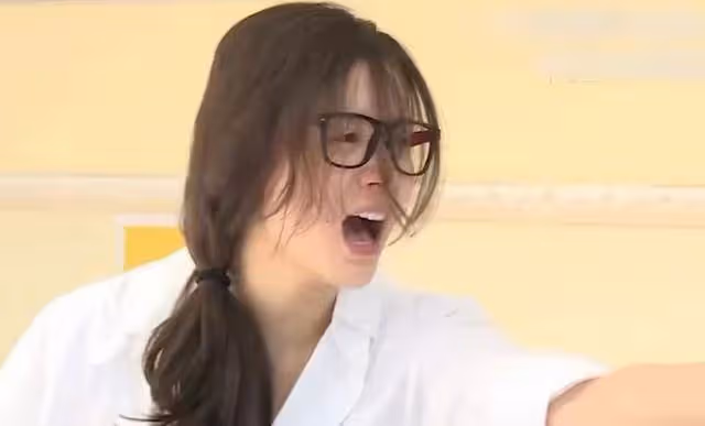 44歲宋佳再上熱搜:為愛「不擇手段」的她,靠演技還救得了嗎?