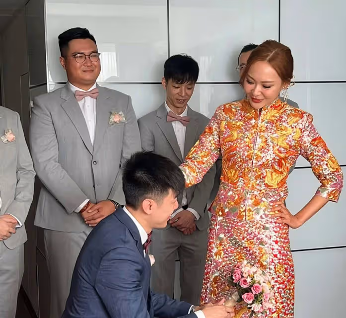 恭喜!TVB新聞台首席主播今日大婚,遭騷擾多年收大量私密露骨照