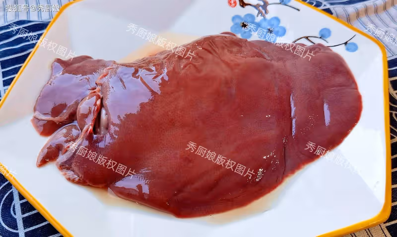 天然的「補血王」，不是紅棗是它，一周吃1次，養肝補血又護眼！