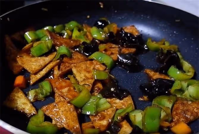 簡單易做的家常豆腐,這個做法最靠譜了,濃香香辣又下飯,收藏了