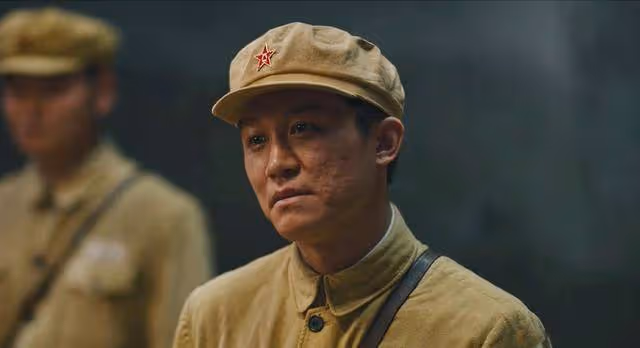 《暗夜與黎明》最意外的4個臥底,老陳是林鴟,林少白大媽媽藏最深