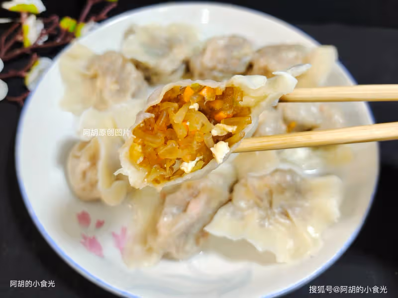秋天包餃子,這個餡可勁地吃!幾塊錢就煮一大鍋,鮮過純肉、清爽又不膩