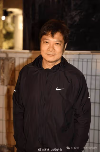 「申叔」李海生舉行喪禮！成龍、狄龍及《愛回家》劇組等致花牌悼念