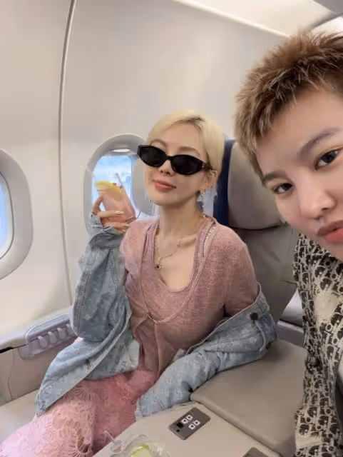郭美美終於找到真愛,嫌同性老公不帥,帶她去上海做醫美當眾吻她
