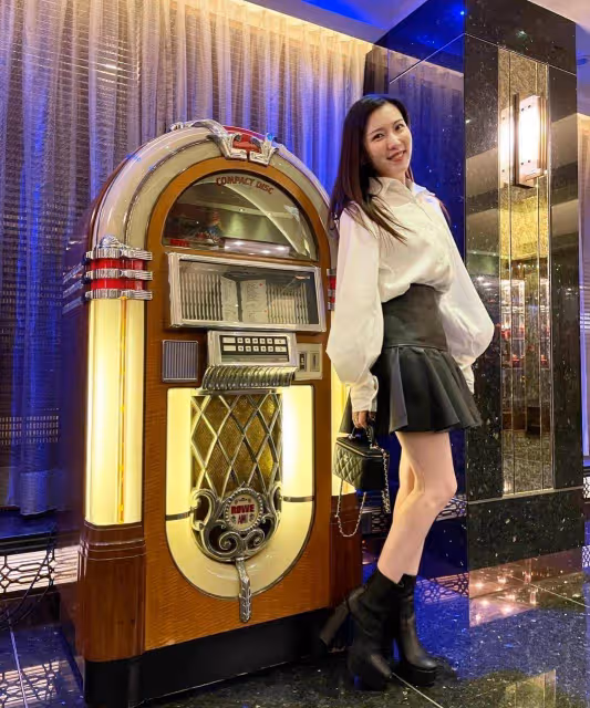TVB離巢小花突然宣布改名,父親是知名導演,去年被誤傳婚訊