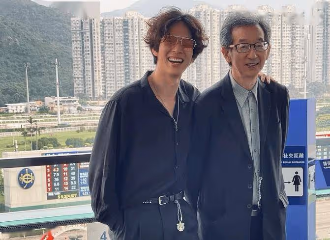 港星女兒秘戀前TVB小生!直言喜歡音樂才華男人!男方伯父曾是亞視主席