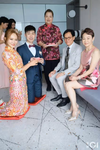 TVB前女藝人正式結婚!大讚圈外老公體貼細心!爆藝人爸爸想抱孫
