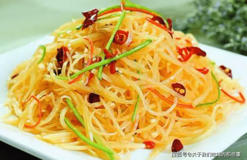 分享「酸辣土豆絲」的竅門，牢記3點，土豆絲酸辣脆酸，超級下飯
