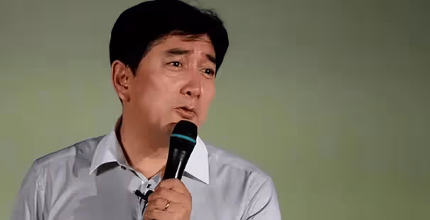 事實證明，被稱為「央視渣男」的水均益，已經走上了一條不歸路