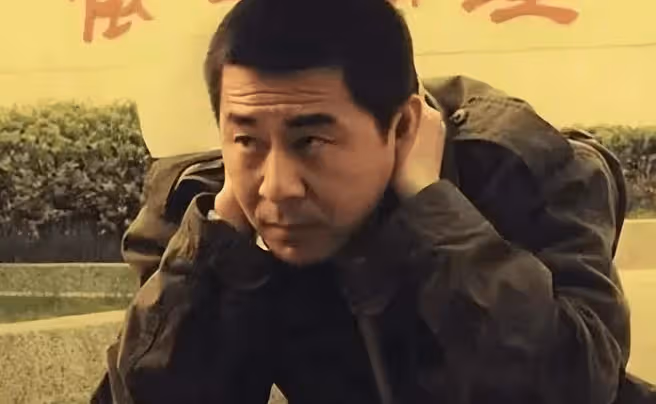 和陳建斌分手15年，48歲吳越依舊單身，不結婚的女人有多自信