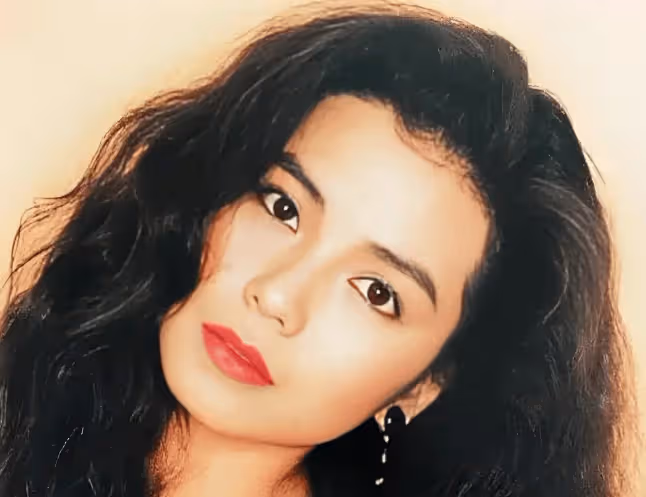 19歲已是「人間尤物」，劉德華理想老婆，卻守寡17年，現風韻猶存