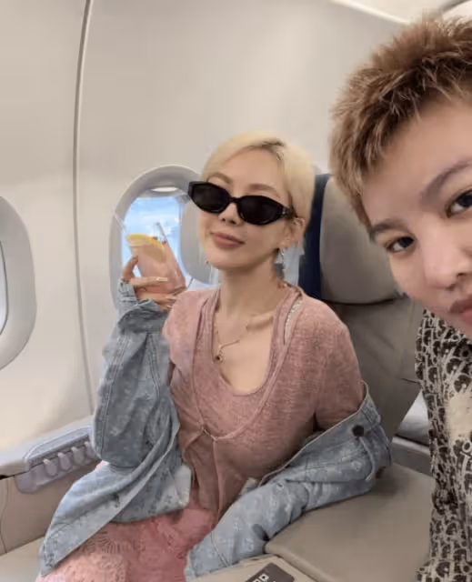 郭美美終於找到真愛，嫌同性老公太醜，帶她去上海做醫美當眾吻她