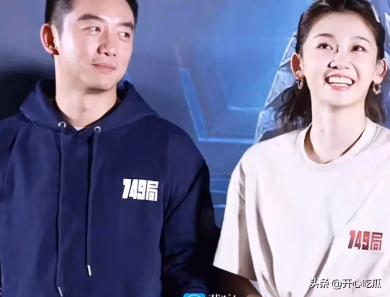 鄭愷瞬間變臉，被老闆王中磊曝出了「第三胎」，打工人敢怒不敢言