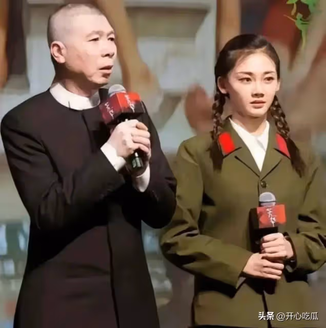 鄭愷瞬間變臉，被老闆王中磊曝出了「第三胎」，打工人敢怒不敢言