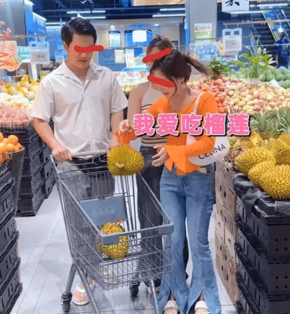 女子相親一次買5個榴槤,嚇跑相親男子,女子:小氣的男人活該單身