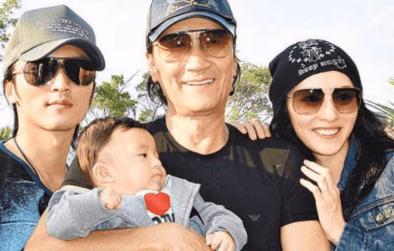 謝賢終於公開承認,張柏芝三胎是自己孫子,謝霆鋒默不作聲!