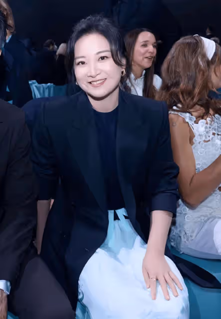 大碗娛樂的官宣,暴露賈玲的真實財力:手握5億的她聰明藏不住了
