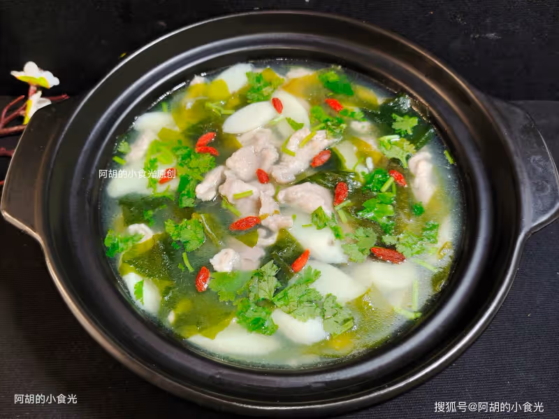 秋天裡,喝排骨湯不如喝此湯!每天都能安排一碗,不怕秋燥、不怕油膩