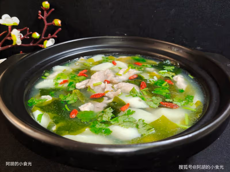 秋天裡,喝排骨湯不如喝此湯!每天都能安排一碗,不怕秋燥、不怕油膩