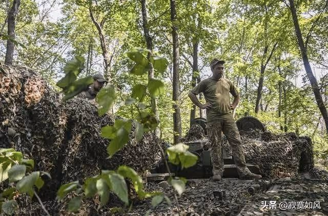 俄軍大兵壓境,4600發炮彈上百航空巨彈轟炸,切斷紅軍城烏軍退路