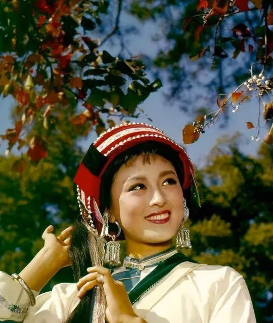 她是第一個被槍斃的女星,曾火遍大江南北,臨終前:我是有功之臣