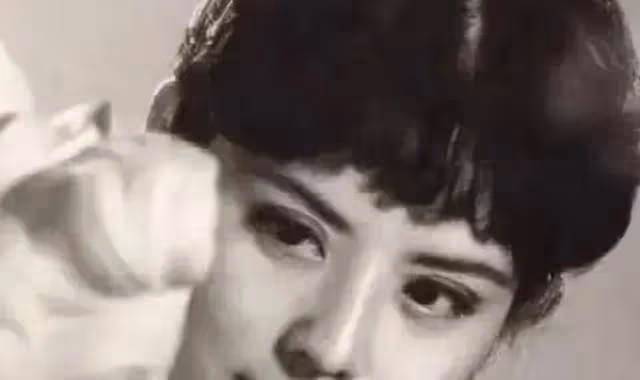 她是中國第一美婦,因太美被柯林頓接見,為顯年輕28年不近男色