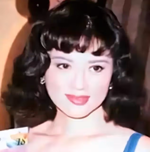 她是中國第一美婦,因太美被柯林頓接見,為顯年輕28年不近男色