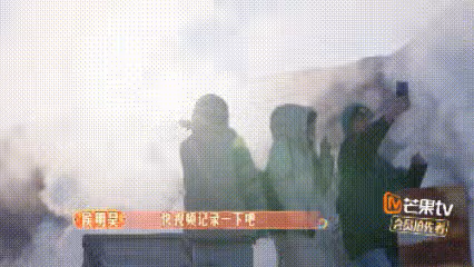 花少6抓馬局面?周雨彤合照直接推開劉燁被審判!雙方回應來了