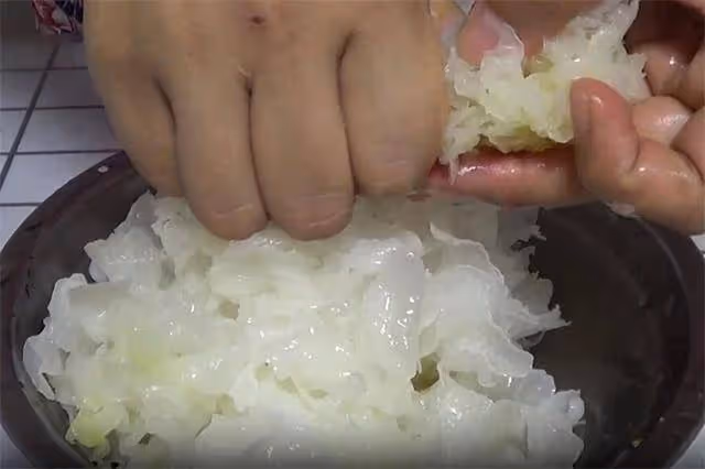 秋季必備的涼拌小菜,做法簡單,爽口開胃又好吃,一人一盤不夠吃