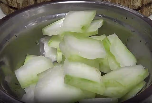 教你做沒有肉的焦熘肉片,濃香好吃,入口即化,食材讓你想不到