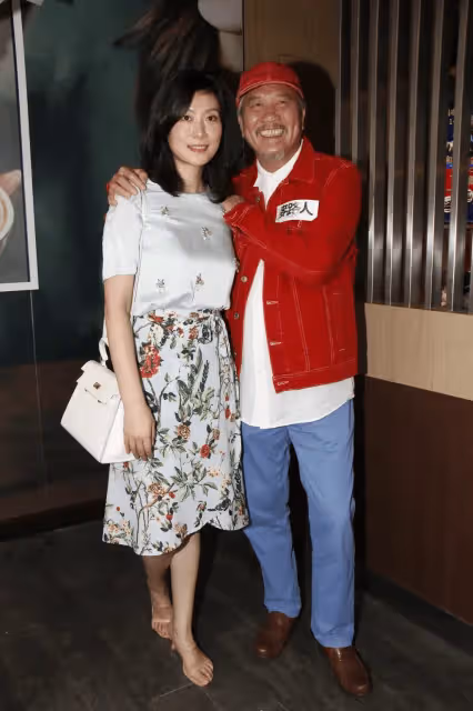 67歲TVB「大哥大」樣貌蒼老大變,患遺傳性糖尿病,商演依然賣力