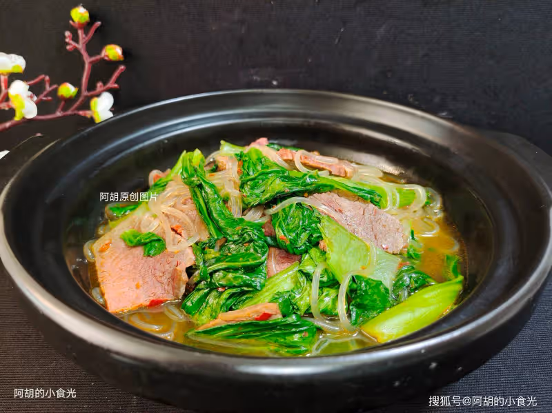 這菜才是秋補之王,再忙也別忘了吃!葷素搭配燜一鍋,有湯有菜、下飯沒話說