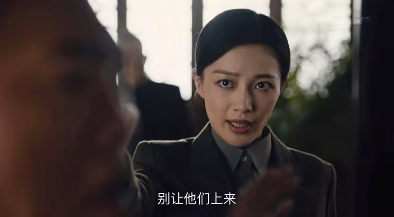 《暗夜與黎明》大結局：看清伯勞扭曲的死法，才懂肖雲追隨他到底圖什麼