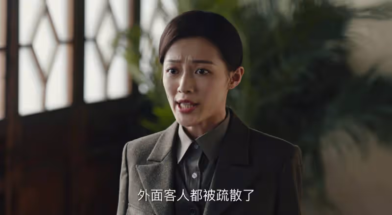 《暗夜與黎明》大結局：看清伯勞扭曲的死法，才懂肖雲追隨他到底圖什麼