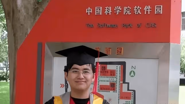 8歲紅遍娛樂圈,全國人民都看過他屁股,如今當老闆坐擁上億身家