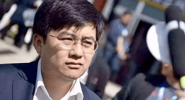 8歲紅遍娛樂圈，全國人民都看過他屁股，如今當老闆坐擁上億身家