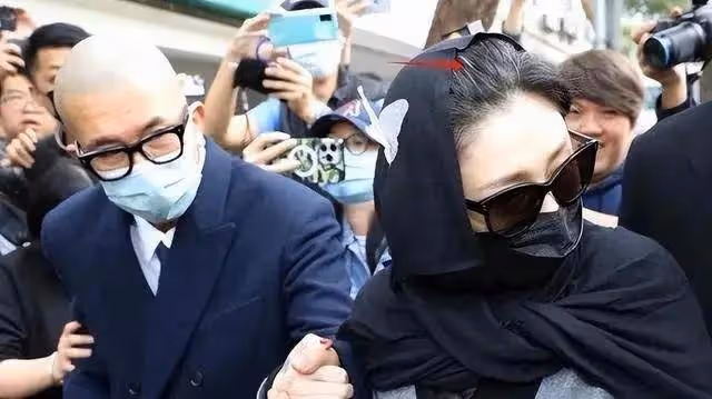 大S曾在5年前就自曝過,節目中哭著說出實情,但當時卻無人相信她的話