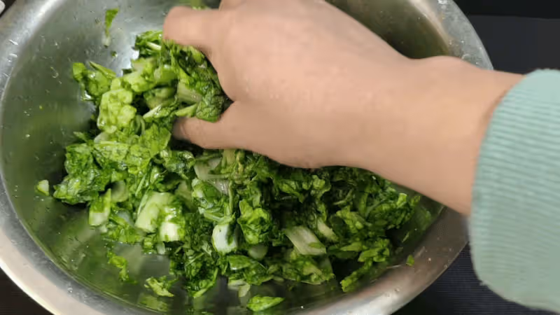 秋天該吃這一菜,好一個秋菜一鮮!隨意搭配燒一盤,脆爽鮮嫩都有、還有好食慾