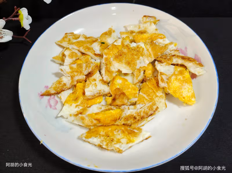 秋天該吃這一菜,好一個秋菜一鮮!隨意搭配燒一盤,脆爽鮮嫩都有、還有好食慾