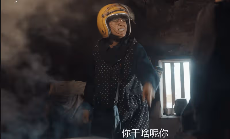 《山花爛漫時》:被谷老三勒索3萬元,原來張桂梅早就藏好了一個心眼