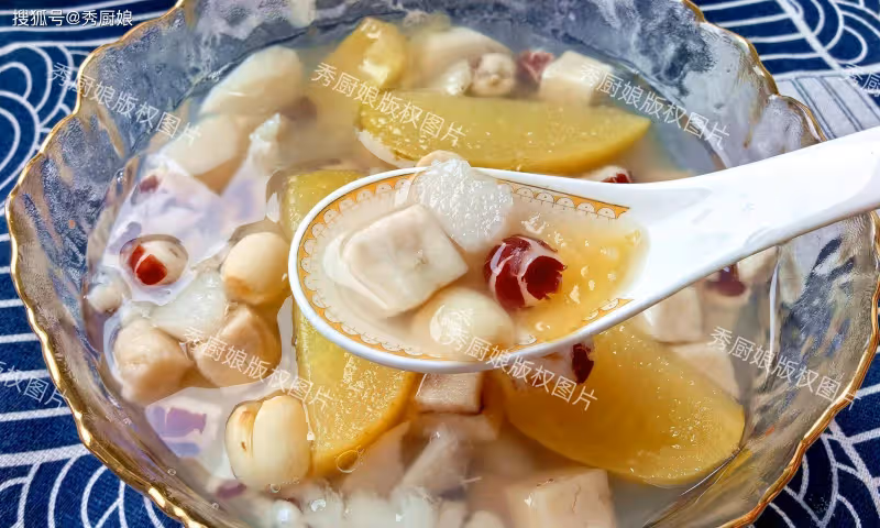 秋天,別低估了煮蘋果,連續喝一周,氣色好脾胃佳,整個人都舒服