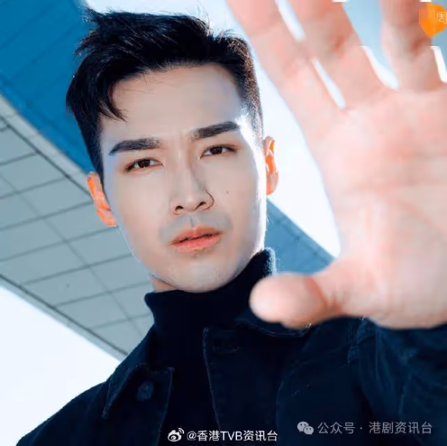 臉帶邪氣望做御用奸角!TVB力捧小生贊女友三觀正確