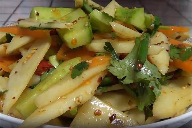 山藥新吃法,不炒不燉不放油,爽口脆嫩,開胃好吃,太給力了