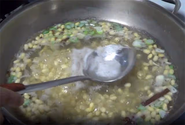 非常好吃的黃豆小菜,一煮一泡不加油,咸香好吃,果斷收藏了