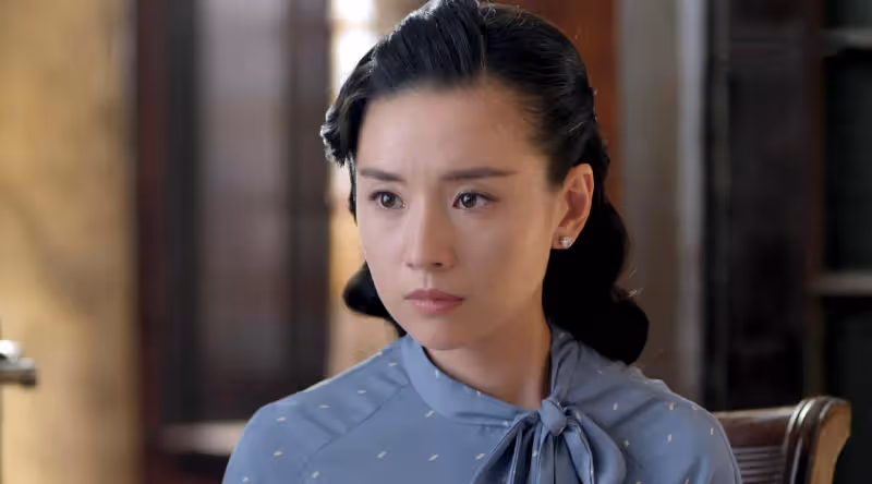 《花開如夢》:看懂孟雨農老婆的兩招反擊,才知嫻為何攜子上位失敗