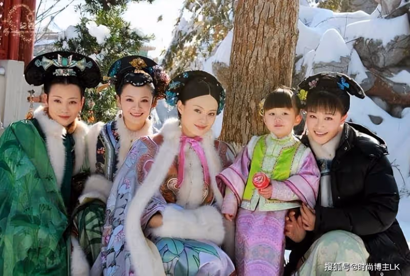 趙薇「女兒」因長得太好看!被全網禁止整容,如今16歲變化太大!