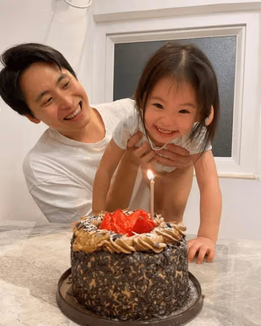 恭喜!香港女子組合成員宣布再做媽媽!曾為生子求生拜佛兩年!老公激動親肚皮
