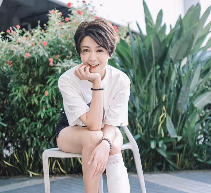 TVB知名女星疑真空上陣險些走光，資源降級嚴重，新劇淪為女N號