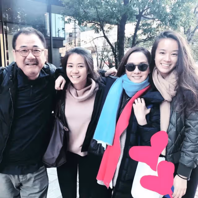 毛舜筠大女兒結婚後,二女兒也傳出好消息,買豪宅為女兒回港準備